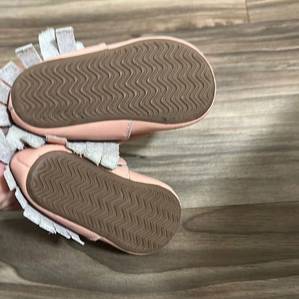 Monkey feet pink bow moccasins size 12-18 months